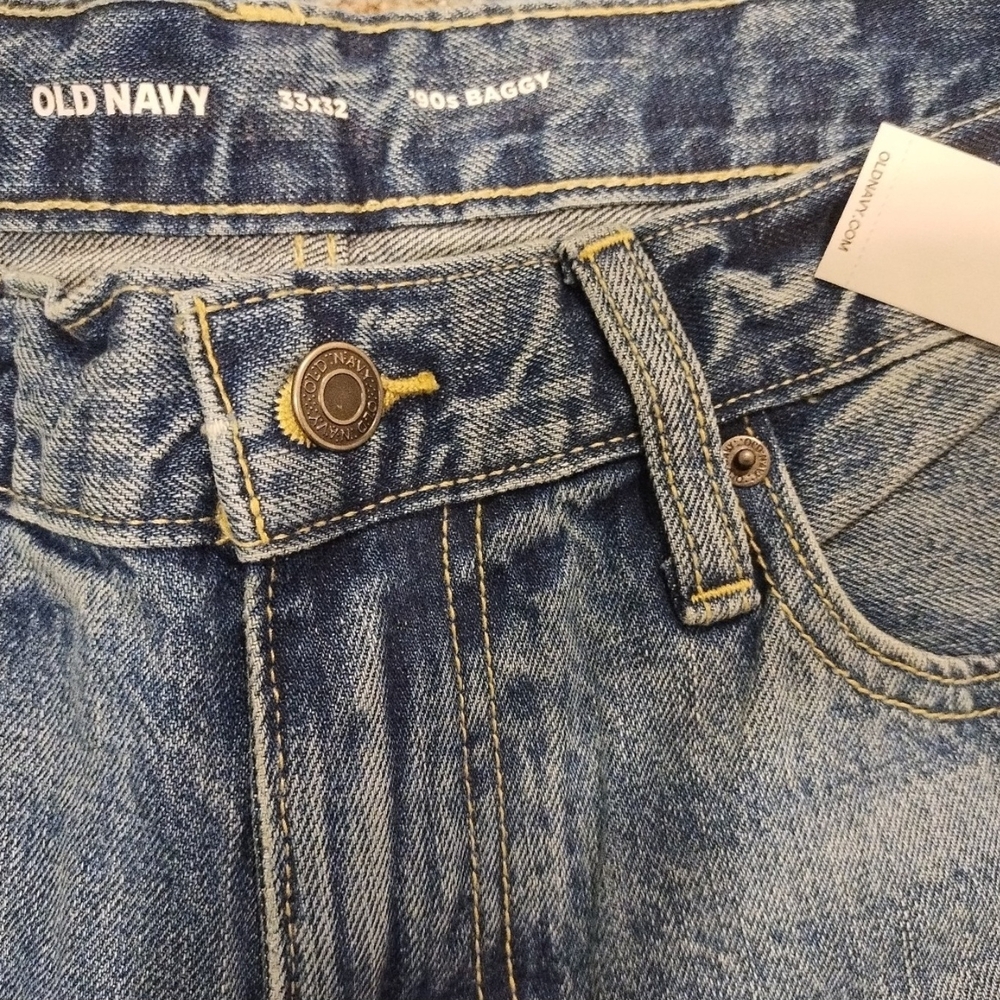 Old Navy Men's Relaxed Fit Blue Jeans